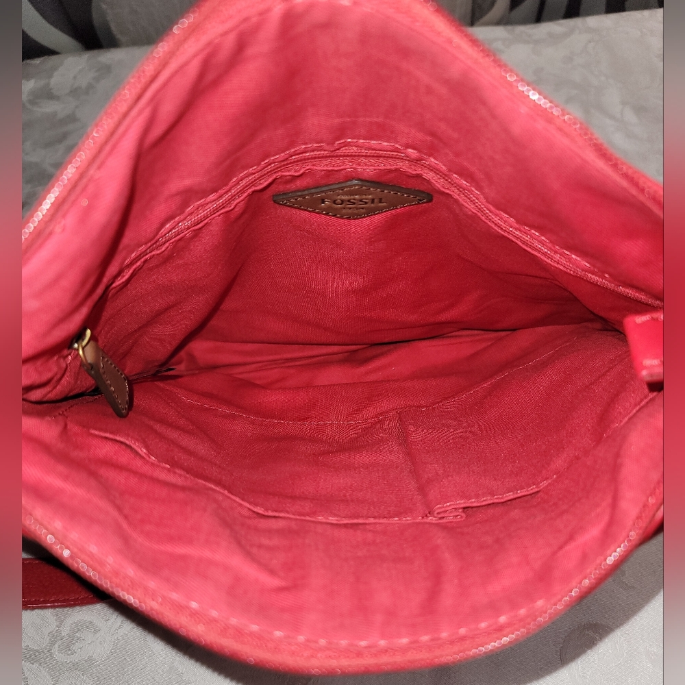 FOSSIL Morgan Traveler Messenger - Picture 10 of 16